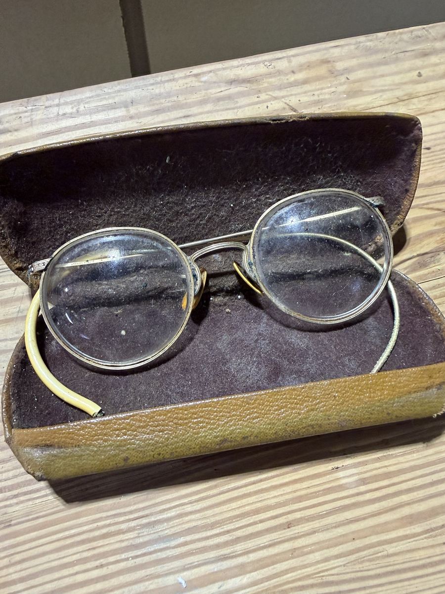 Wire Rim Eyeglasses, Muskogee Case