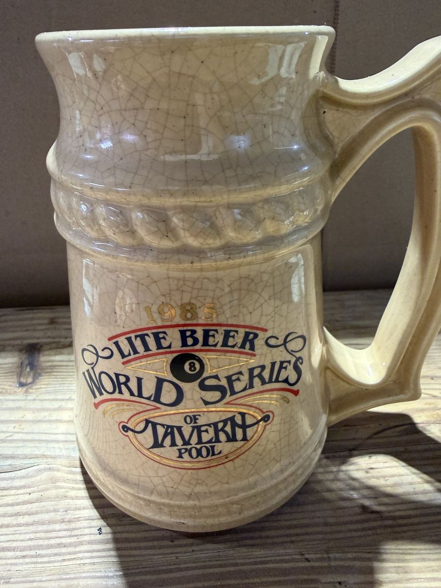 1985 Lite Beer Tavern Pool Mug