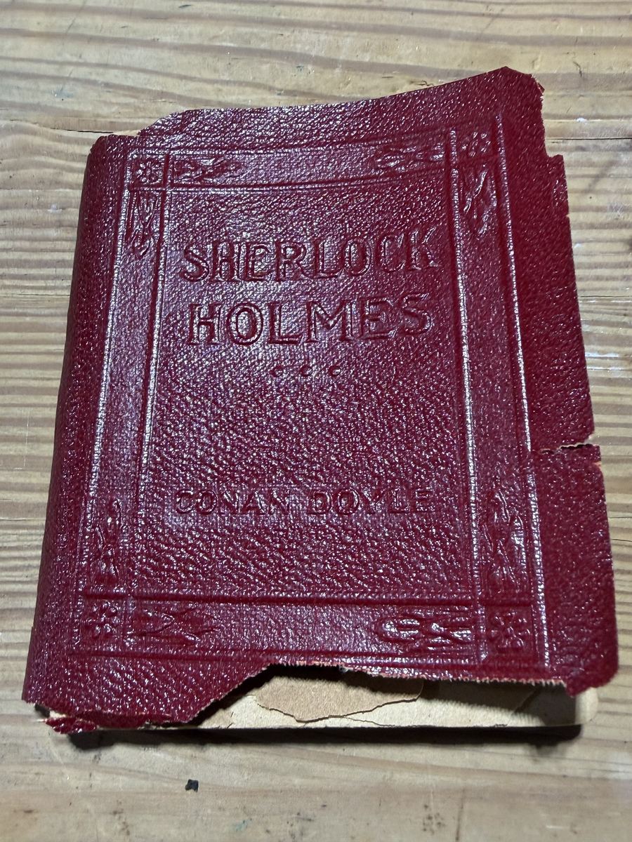Little Leather Library Tales of Sherlock Holmes